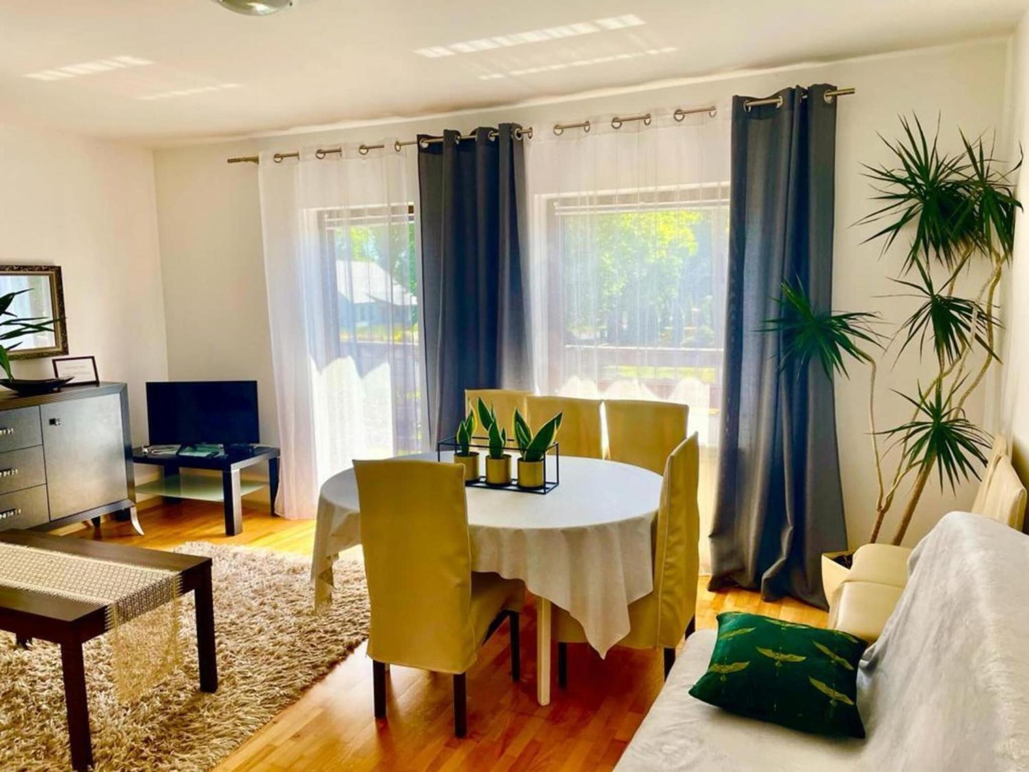 Holiday Spacious Modern Flat In Dabrowa Gostyniec エクステリア 写真
